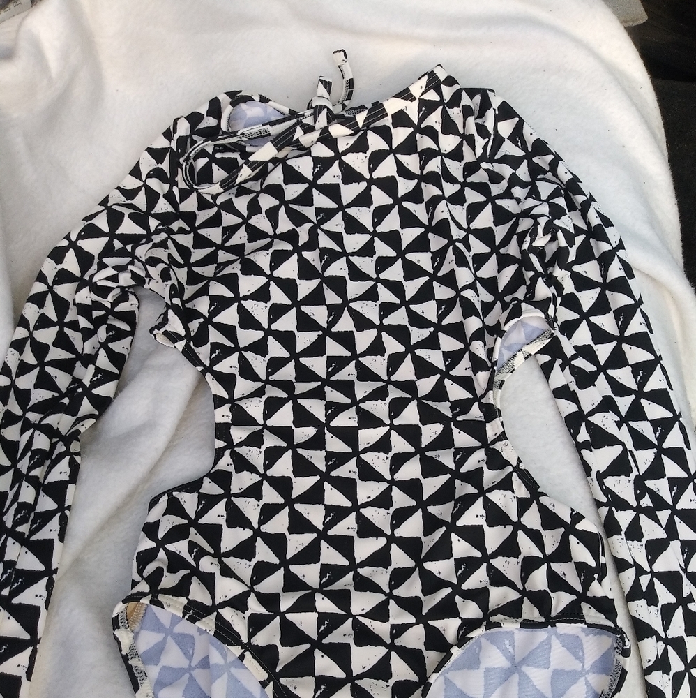 Vanilla/Beach Long Sleeve Swim Suit